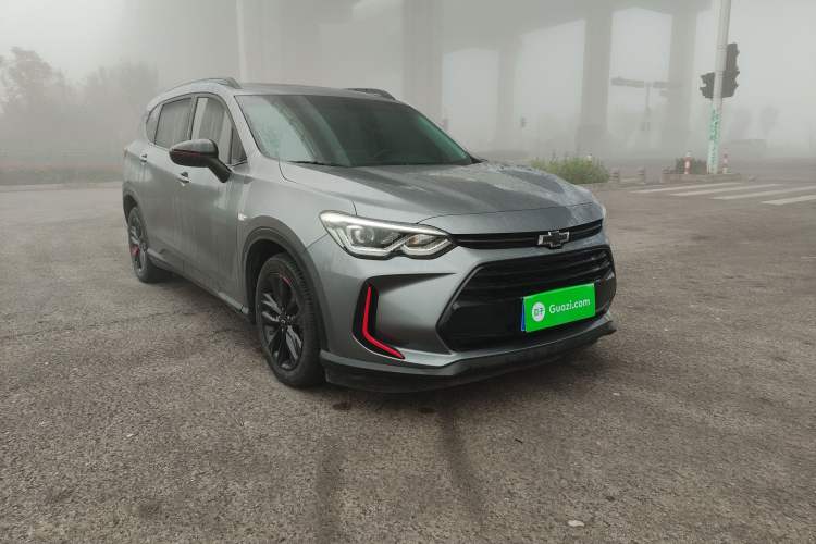 Used Chevrolet Orlando 2020 Light Hybrid Redline 530T Automatic Enjoyment Edition (5+2 Models) Front Right 45 Deg