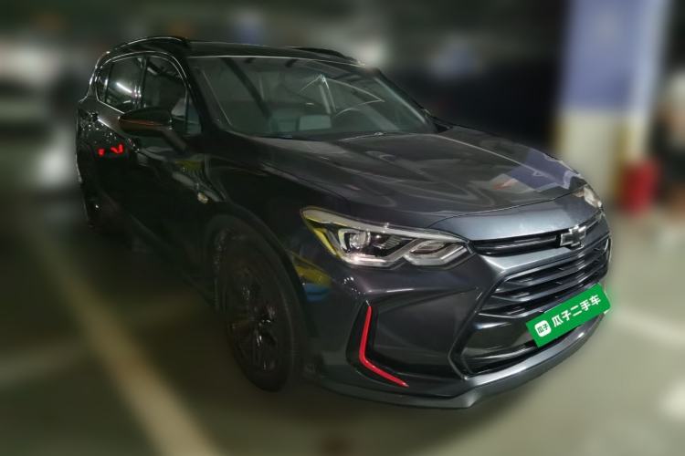 Used Chevrolet Orlando 2020 Light Hybrid Redline 530T Automatic Enjoyment Edition (5+2 Models) Front Right 45 Deg