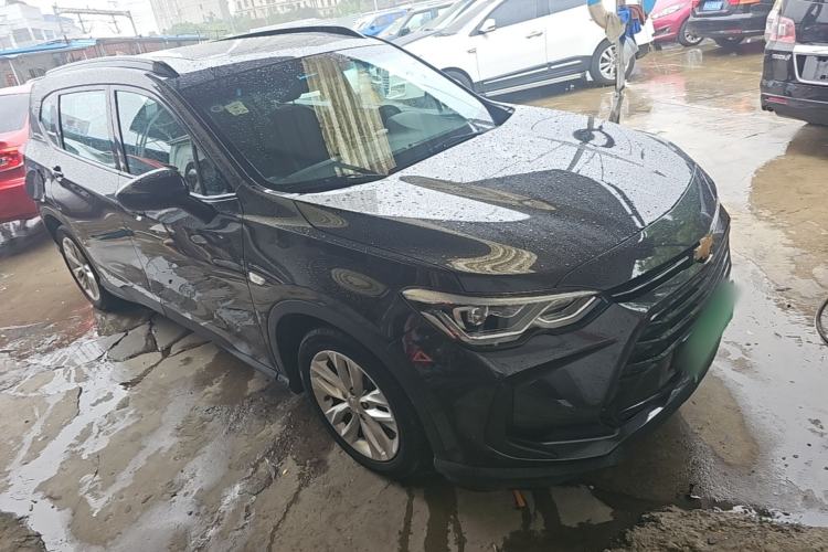Used Chevrolet Orlando 2020 Mild Hybrid 530T Automatic Enjoyment Edition (5+2 Models) Front Right 45 Deg