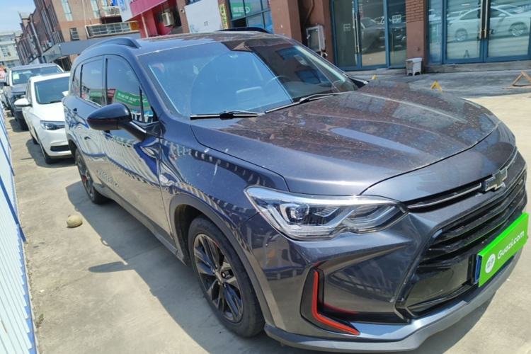Used Chevrolet Orlando 2020 Light Hybrid Redline 530T Automatic Enjoyment Edition (5+2 Models) Front Right 45 Deg