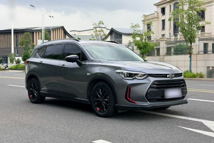Used Chevrolet Orlando 2020 Light Hybrid Redline 530T Automatic Enjoyment Edition (5+2 Models) Front Right 45 Deg