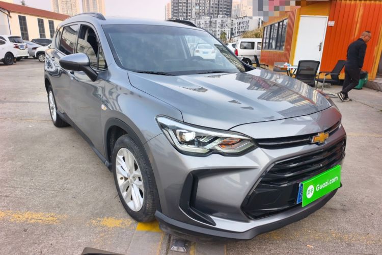Used Chevrolet Orlando 2020 Mild Hybrid 530T Automatic Enjoyment Edition (5+2 Models) Front Right 45 Deg
