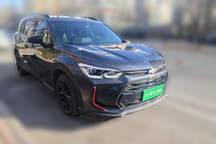 Used Chevrolet Orlando 2020 Light Hybrid Redline 530T Automatic Enjoyment Edition (5+2 Models) Front Right 45 Deg