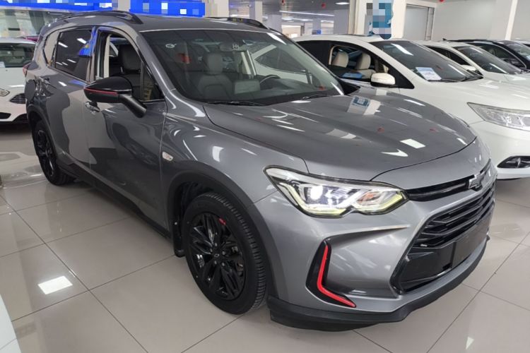 Used Chevrolet Orlando 2020 Light Hybrid Redline 530T Automatic Enjoyment Edition (5+2 Models) Front Right 45 Deg