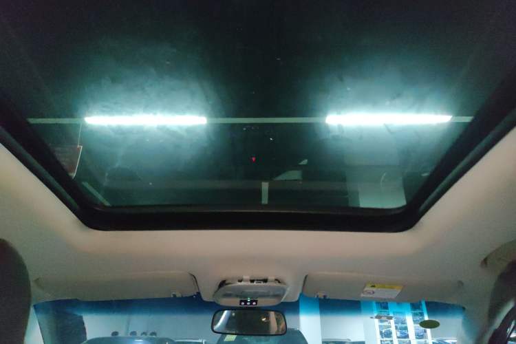 Used Chevrolet Orlando 2020 Light Hybrid Redline 530T Automatic Enjoyment Edition (5+2 Models) Headliner