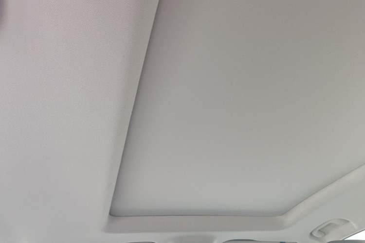 Used Chevrolet Orlando 2020 Light Hybrid Redline 530T Automatic Zhaoxiang Edition (5+2 Models) Headliner