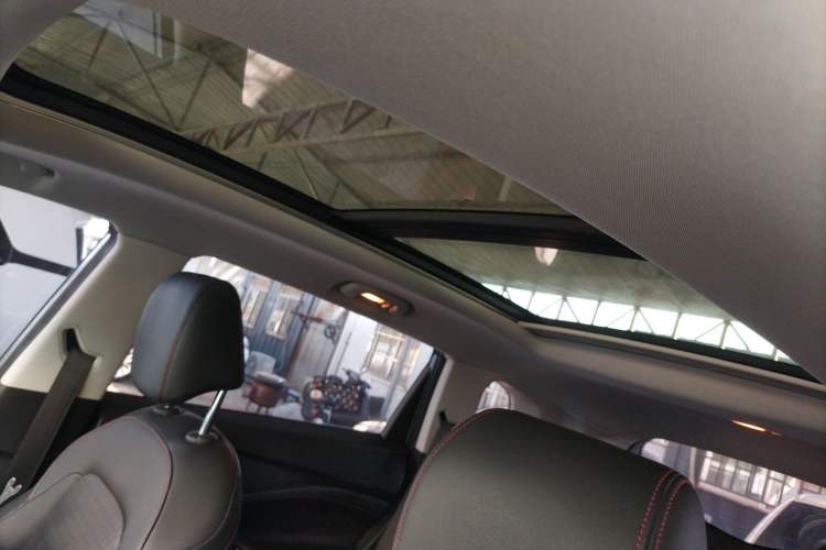 Used Chevrolet Orlando 2020 Light Hybrid Redline 530T Automatic Enjoyment Edition (5+2 Models) Headliner
