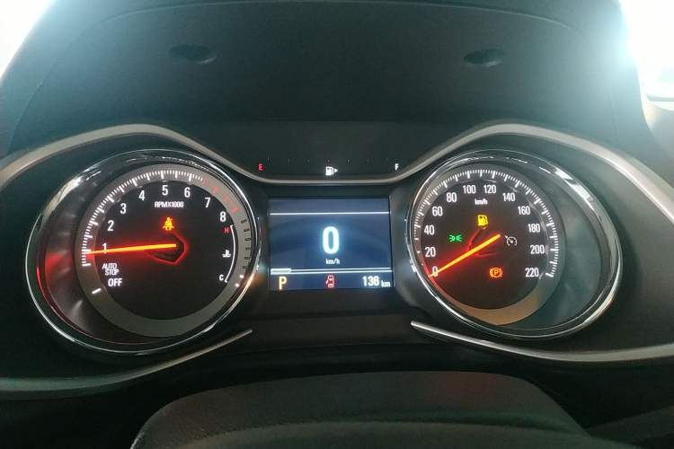 Used Chevrolet Orlando 2020 Light Hybrid Redline 530T Automatic Enjoyment Edition (5+2 Models) Instrument Cluster