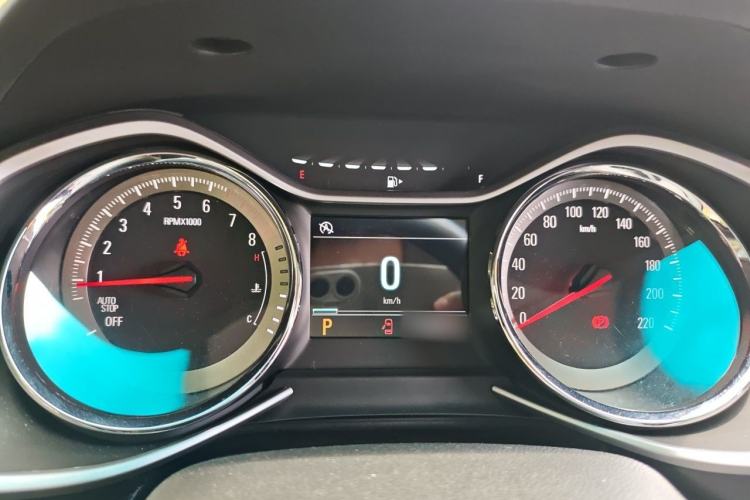 Used Chevrolet Orlando 2020 Light Hybrid Redline 530T Automatic Enjoyment Edition (5+2 Models) Instrument Cluster