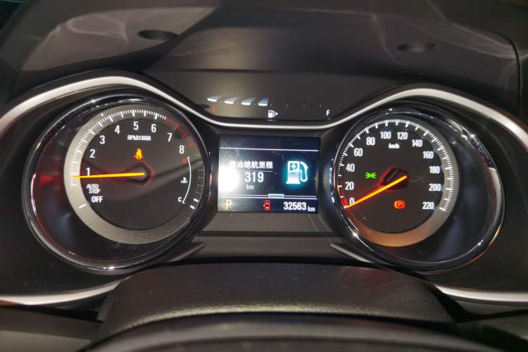 Used Chevrolet Orlando 2020 Light Hybrid Redline 530T Automatic Enjoyment Edition (5+2 Models) Instrument Cluster