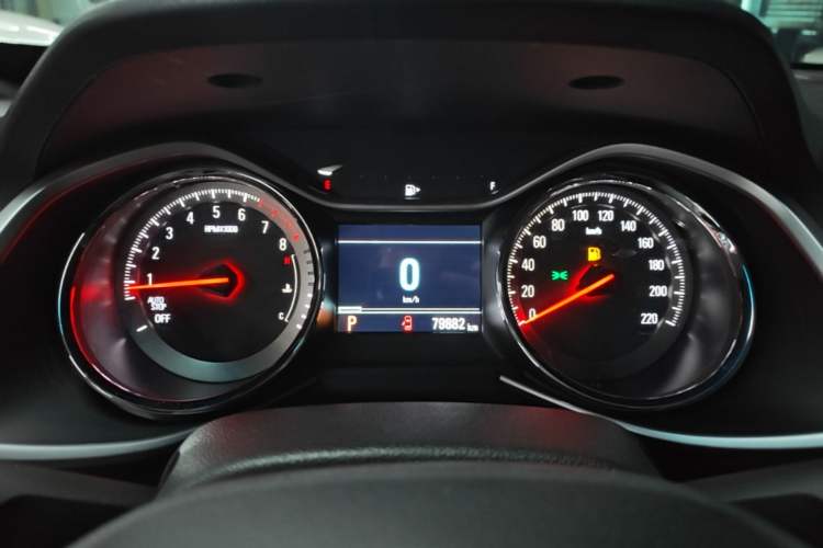 Used Chevrolet Orlando 2020 Light Hybrid Redline 530T Automatic Enjoyment Edition (5+2 Models) Instrument Cluster