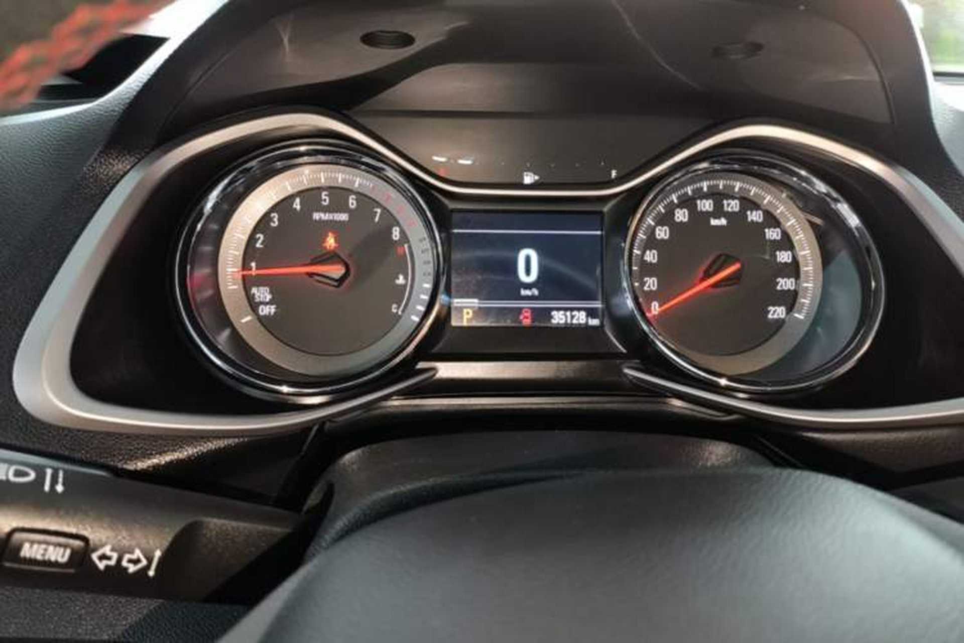 Used Chevrolet Orlando 2020 Light Hybrid Redline 530T Automatic Enjoyment Edition (5+2 Models) Instrument Cluster