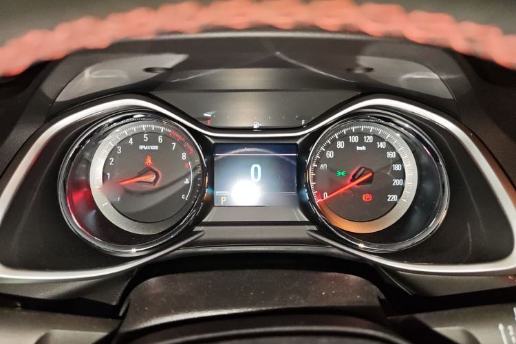 Used Chevrolet Orlando 2020 Light Hybrid Redline 530T Automatic Enjoyment Edition (5+2 Models) Instrument Cluster