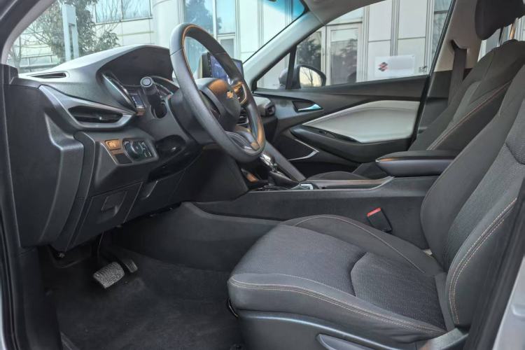 Used Chevrolet Orlando 2020 Mild Hybrid 530T Automatic Enjoyment Edition (5+2 Models) Interior 1