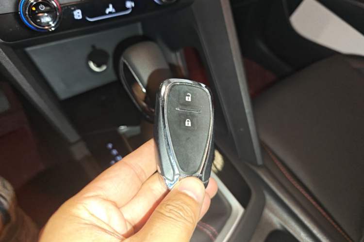 Used Chevrolet Orlando 2020 Light Hybrid Redline 530T Automatic Enjoyment Edition (5+2 Models) Interior 1