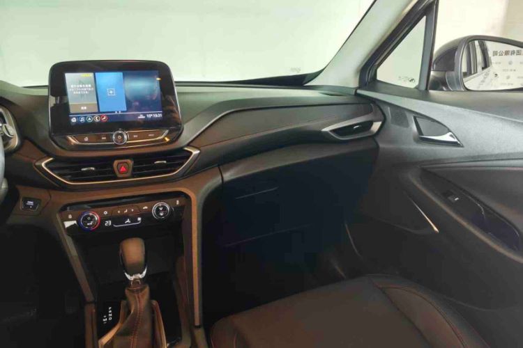 Used Chevrolet Orlando 2020 Light Hybrid Redline 530T Automatic Enjoyment Edition (5+2 Models) Interior 1