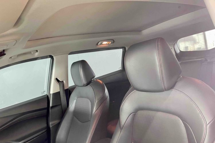 Used Chevrolet Orlando 2020 Light Hybrid Redline 530T Automatic Enjoyment Edition (5+2 Models) Interior 11