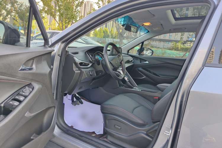 Used Chevrolet Orlando 2020 Light Hybrid Redline 530T Automatic Enjoyment Edition (5+2 Models) Interior 2