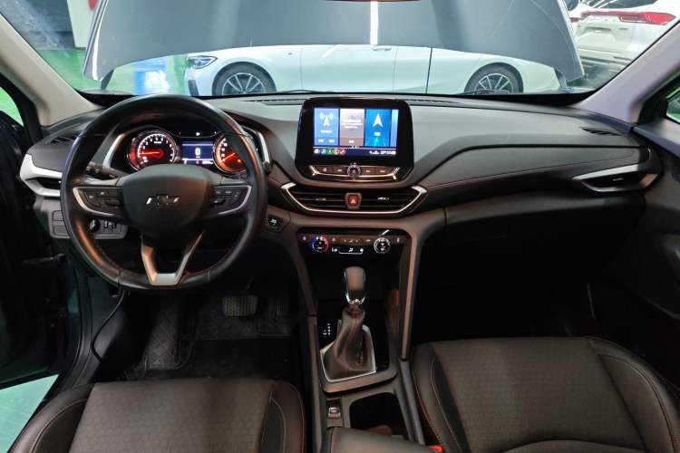 Used Chevrolet Orlando 2020 Light Hybrid Redline 530T Automatic Enjoyment Edition (5+2 Models) Interior 2