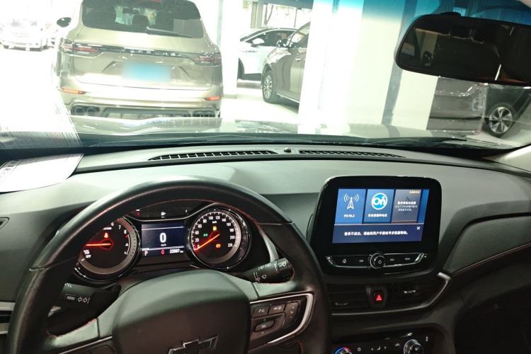 Used Chevrolet Orlando 2020 Light Hybrid Redline 530T Automatic Enjoyment Edition (5+2 Models) Interior 2