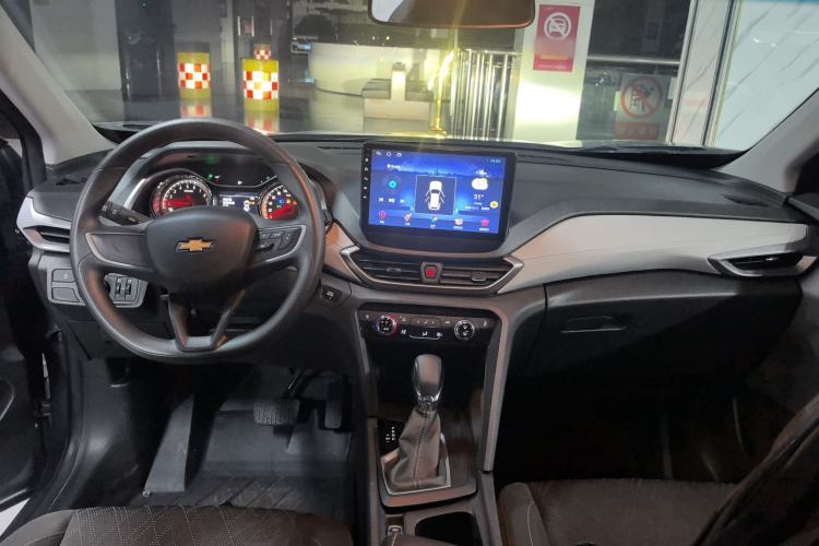 Used Chevrolet Orlando 2020 Mild Hybrid 530T Automatic Enjoyment Edition (5+2 Models) Interior 2