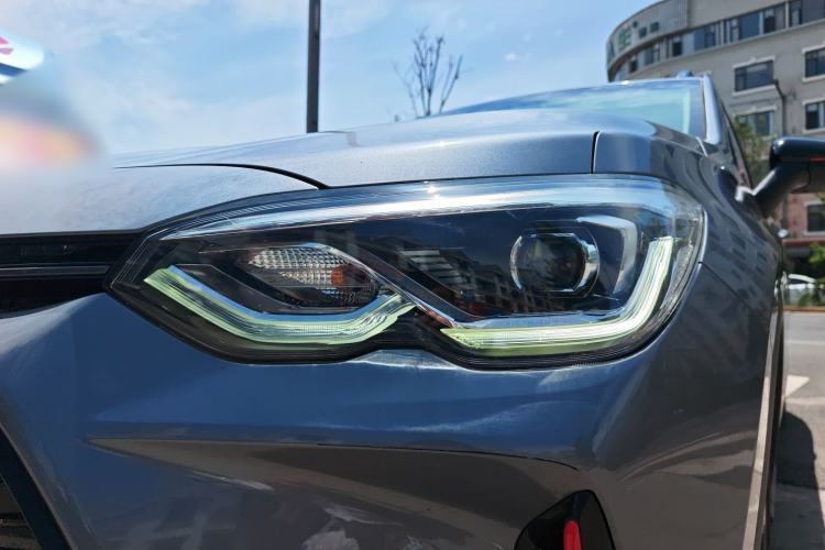 Used Chevrolet Orlando 2020 Light Hybrid Redline 530T Automatic Enjoyment Edition (5+2 Models) Interior 3