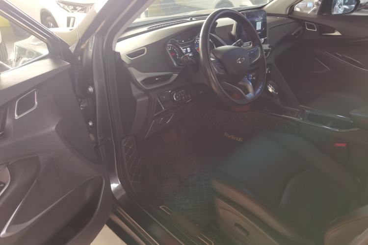 Used Chevrolet Orlando 2020 Light Hybrid Redline 530T Automatic Enjoyment Edition (5+2 Models) Interior 3