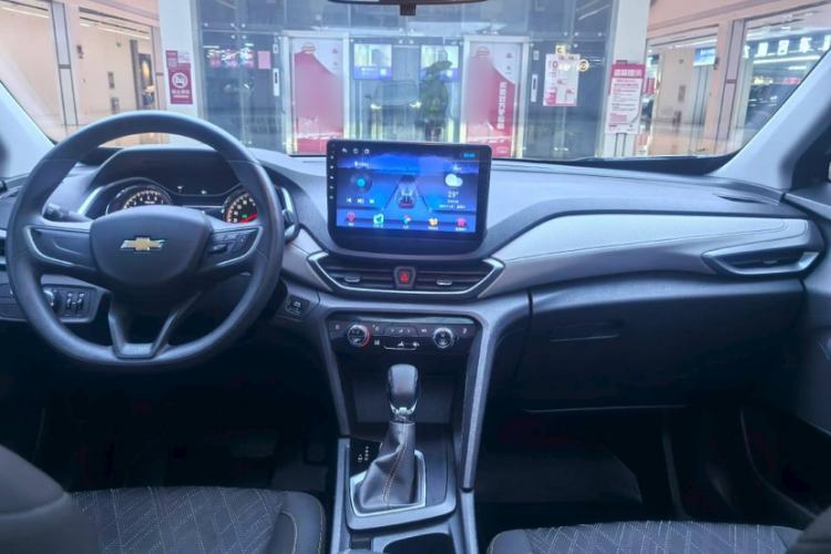 Used Chevrolet Orlando 2020 Mild Hybrid 530T Automatic Enjoyment Edition (5+2 Models) Interior 7