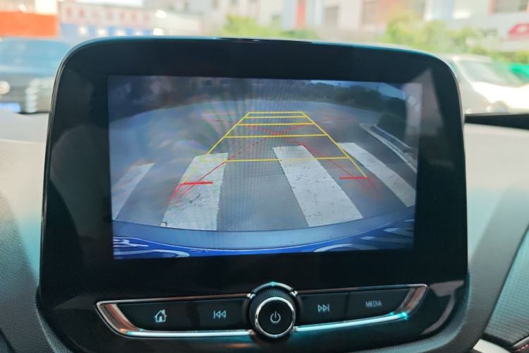 Used Chevrolet Orlando 2020 Light Hybrid Redline 530T Automatic Enjoyment Edition (5+2 Models) Interior 8