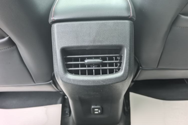 Used Chevrolet Orlando 2020 Light Hybrid Redline 530T Automatic Enjoyment Edition (5+2 Models) Interior 9