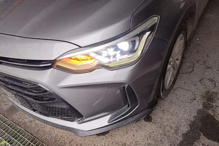 Used Chevrolet Orlando 2020 Mild Hybrid 530T Automatic Enjoyment Edition (5+2 Models) Left Front Headlight