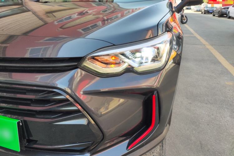 Used Chevrolet Orlando 2020 Light Hybrid Redline 530T Automatic Enjoyment Edition (5+2 Models) Left Front Headlight