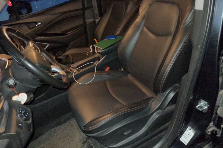 Used Chevrolet Orlando 2020 Light Hybrid Redline 530T Automatic Enjoyment Edition (5+2 Models) Left Front Seat