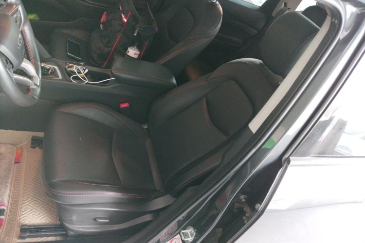 Used Chevrolet Orlando 2020 Light Hybrid Redline 530T Automatic Enjoyment Edition (5+2 Models) Left Front Seat