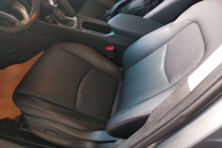 Used Chevrolet Orlando 2020 Light Hybrid Redline 530T Automatic Enjoyment Edition (5+2 Models) Left Front Seat