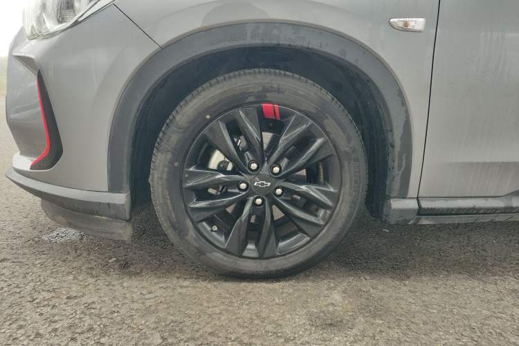 Used Chevrolet Orlando 2020 Light Hybrid Redline 530T Automatic Enjoyment Edition (5+2 Models) Left Front Wheel Hub