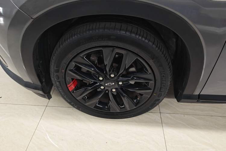 Used Chevrolet Orlando 2020 Light Hybrid Redline 530T Automatic Enjoyment Edition (5+2 Models) Left Front Wheel Hub