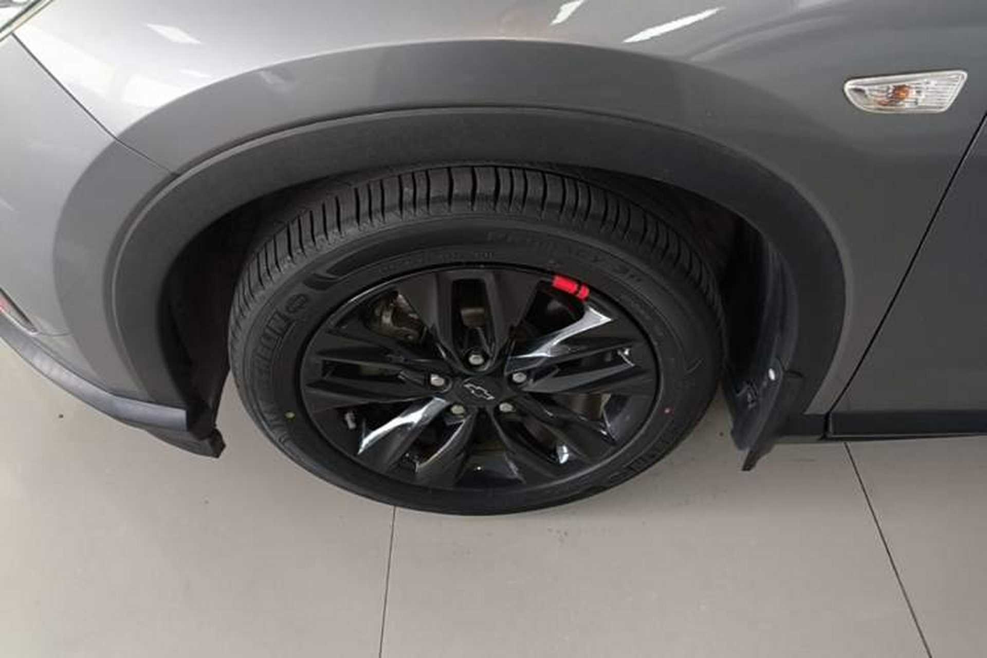 Used Chevrolet Orlando 2020 Light Hybrid Redline 530T Automatic Enjoyment Edition (5+2 Models) Left Front Wheel Hub
