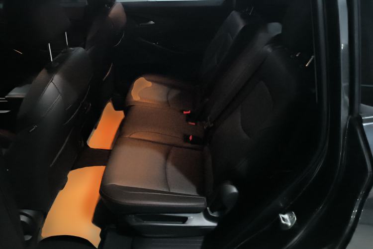Used Chevrolet Orlando 2020 Light Hybrid Redline 530T Automatic Enjoyment Edition (5+2 Models) Left Rear Seat