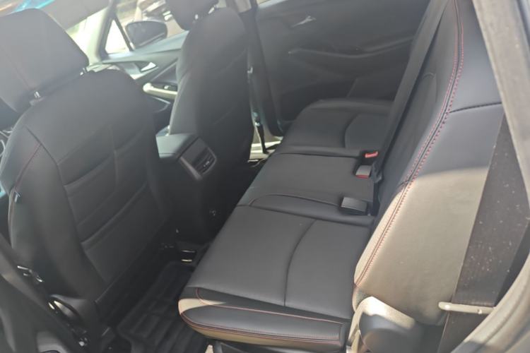 Used Chevrolet Orlando 2020 Light Hybrid Redline 530T Automatic Enjoyment Edition (5+2 Models) Left Rear Seat
