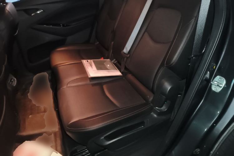 Used Chevrolet Orlando 2020 Light Hybrid Redline 530T Automatic Zhaoxiang Edition (5+2 Models) Left Rear Seat