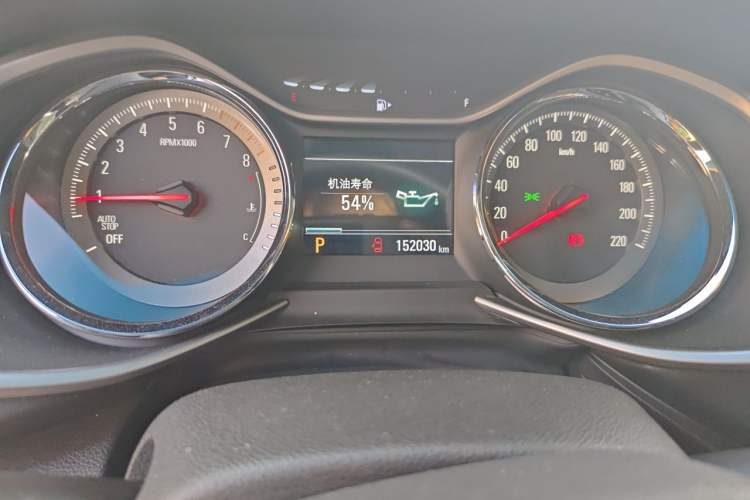 Used Chevrolet Orlando 2020 Light Hybrid Redline 530T Automatic Zhaoxiang Edition (5+2 Models) Odometer Close Up