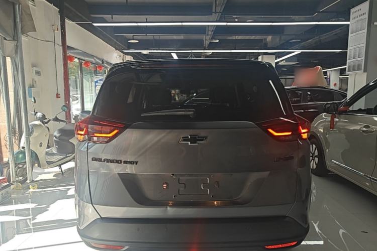 Used Chevrolet Orlando 2020 Light Hybrid Redline 530T Automatic Enjoyment Edition (5+2 Models) Rear