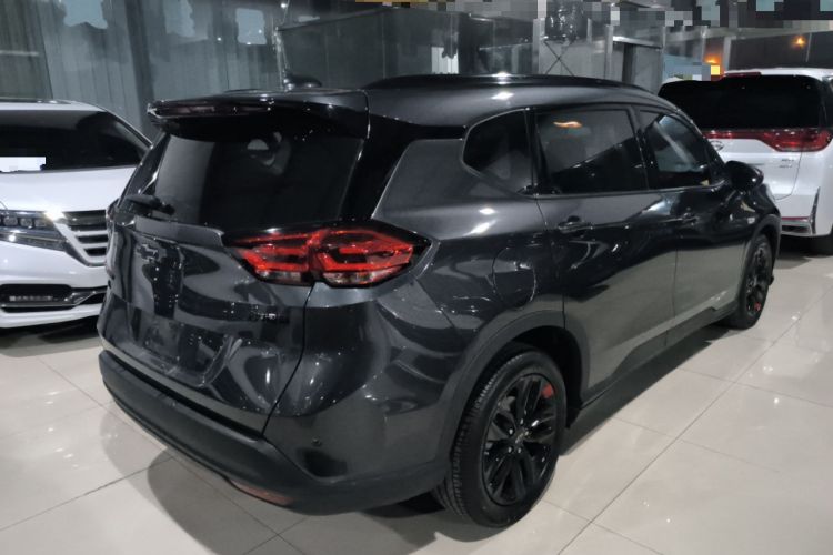 Used Chevrolet Orlando 2020 Light Hybrid Redline 530T Automatic Enjoyment Edition (5+2 Models) Rear Right 45 Deg