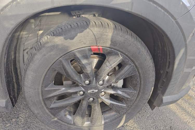 Used Chevrolet Orlando 2020 Light Hybrid Redline 530T Automatic Zhaoxiang Edition (5+2 Models) Right Front Wheel Hub