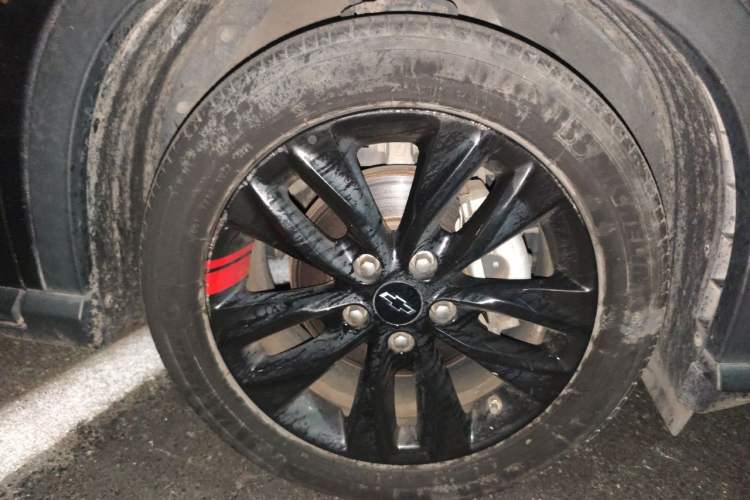 Used Chevrolet Orlando 2020 Light Hybrid Redline 530T Automatic Enjoyment Edition (5+2 Models) Right Front Wheel Hub