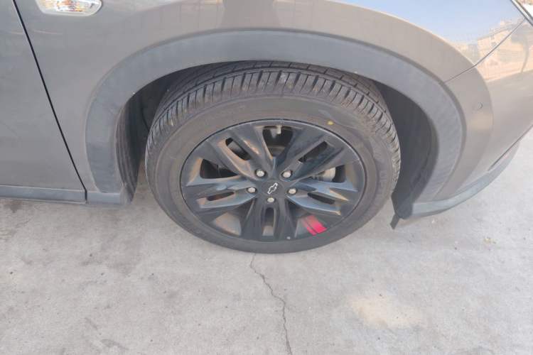Used Chevrolet Orlando 2020 Light Hybrid Redline 530T Automatic Zhaoxiang Edition (5+2 Models) Right Front Wheel Hub