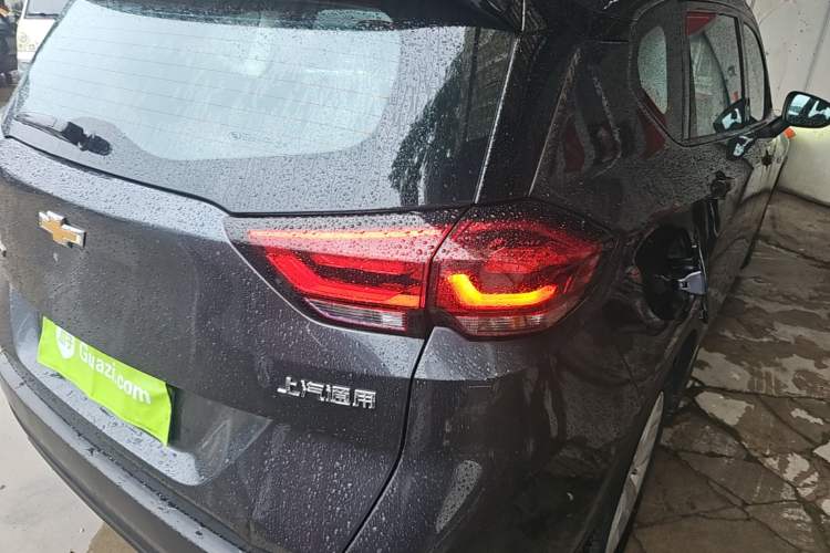 Used Chevrolet Orlando 2020 Mild Hybrid 530T Automatic Enjoyment Edition (5+2 Models) Right Rear Taillight