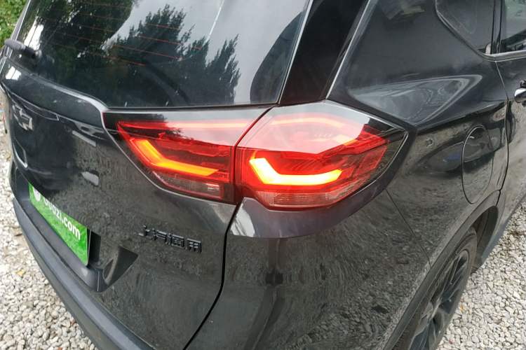 Used Chevrolet Orlando 2020 Light Hybrid Redline 530T Automatic Enjoyment Edition (5+2 Models) Right Rear Taillight