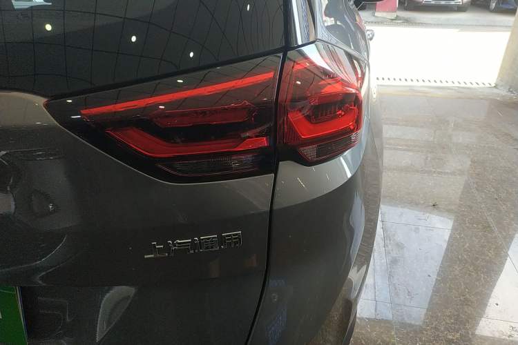 Used Chevrolet Orlando 2020 Mild Hybrid 530T Automatic Enjoyment Edition (5+2 Models) Right Rear Taillight